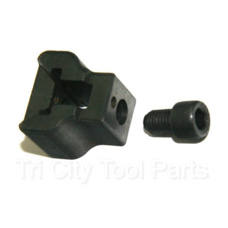 679868-00 Dewalt Reciprocating Saw Blade Clamp & Screw