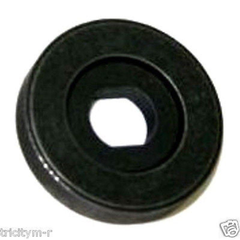 393053-00 Dewalt Saw Blade Clamp Washer , Outer  DW939
